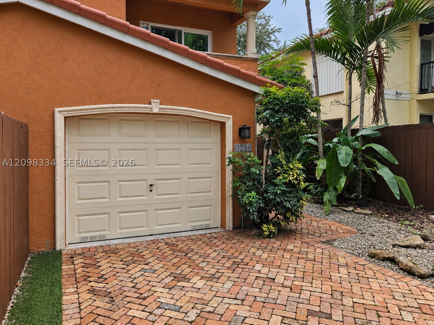 3280 Gifford Ln 3280