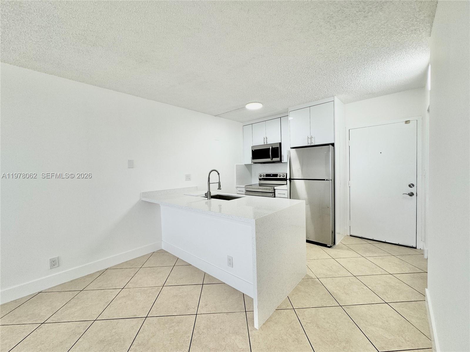 CORAL SPRINGS TOWER CLUB - Residential Lease