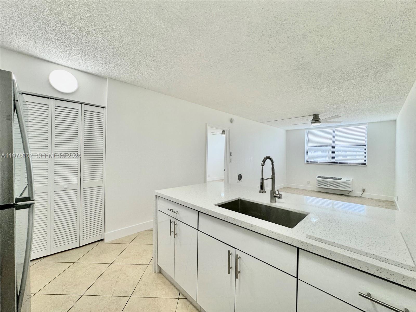 CORAL SPRINGS TOWER CLUB - Residential Lease