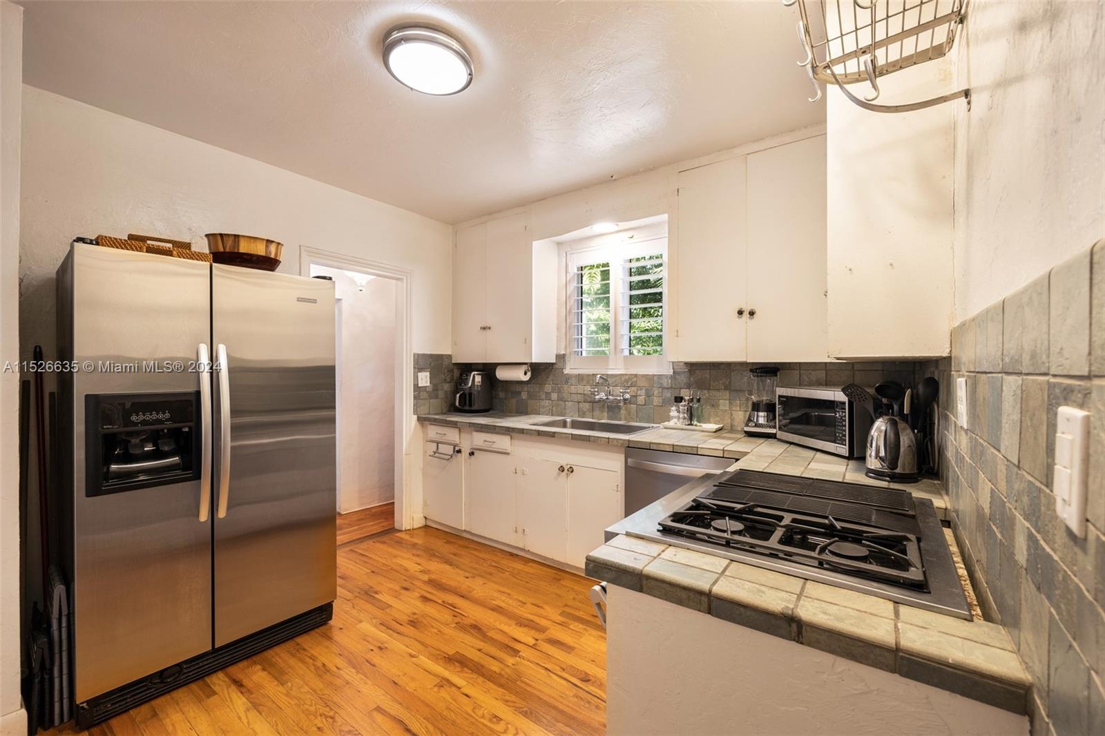 BISCAYNE PARK TERR - Residential