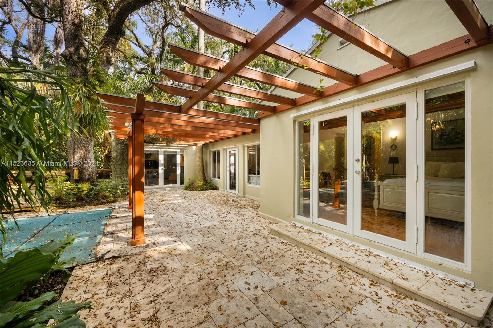 BISCAYNE PARK TERR - Residential