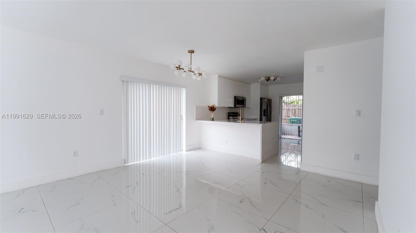 LAKES BY THE BAY SEC 5 - Residential