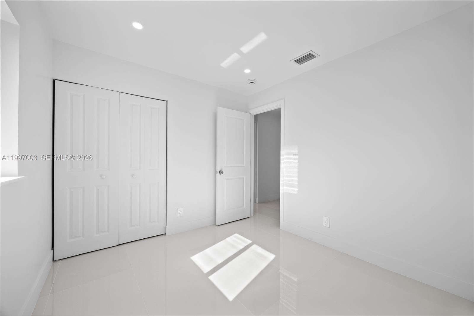 RICHLAND ESTATES - Residential Lease