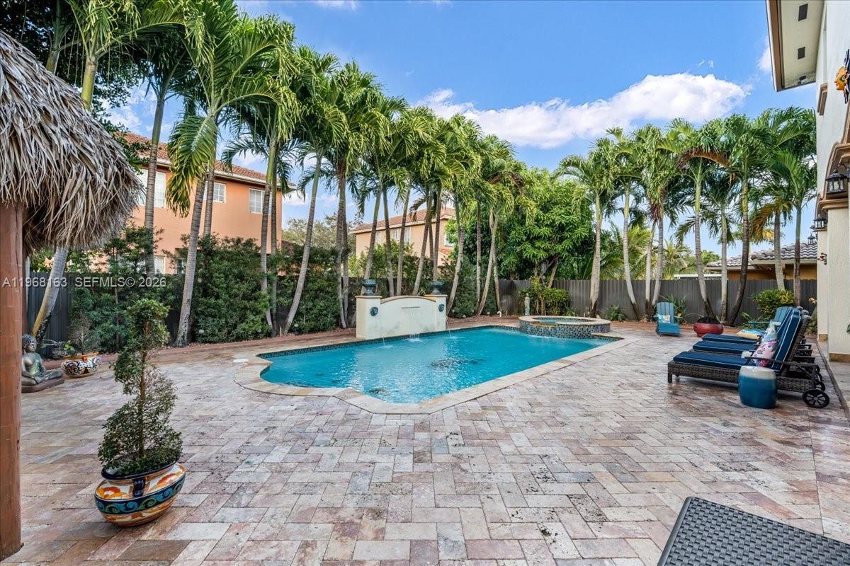 PRIMAVERA - Residential