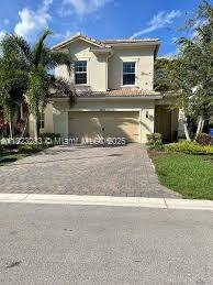 Rental Property at 4255 Large Leaf Ln  , Hollywood, Broward County, Florida - Bedrooms: 4 
Bathrooms: 3  - $5,400 MO.