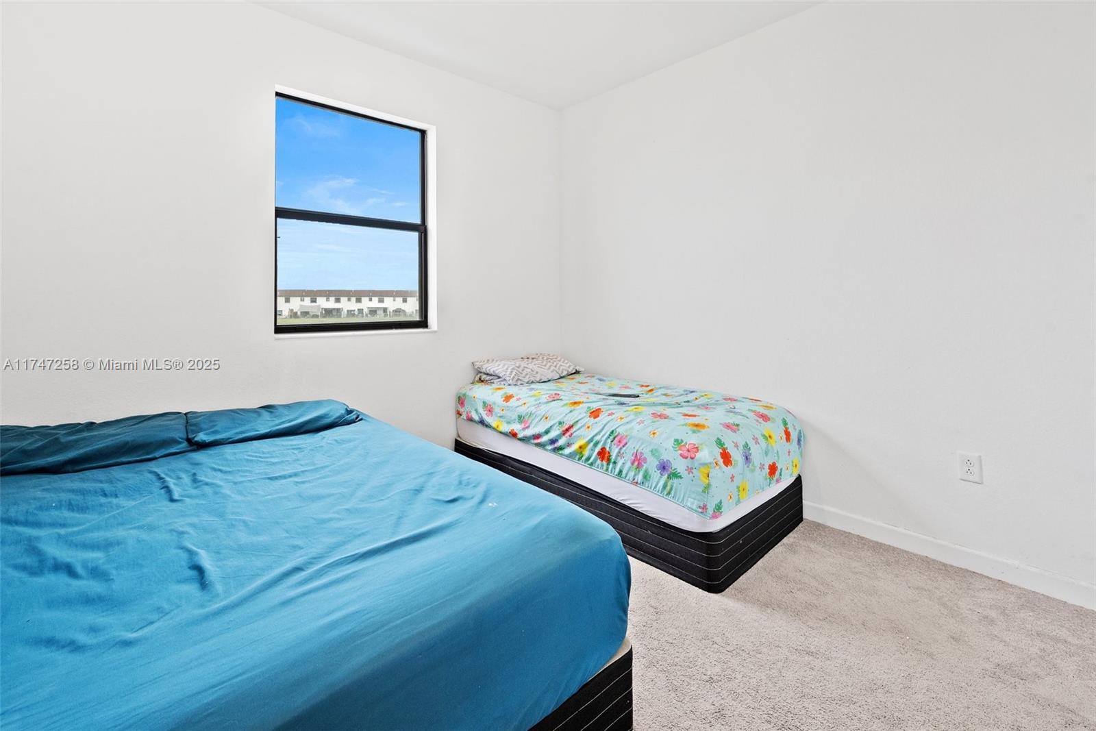 ENCLAVE SOUTH PHASE 2 - Residential