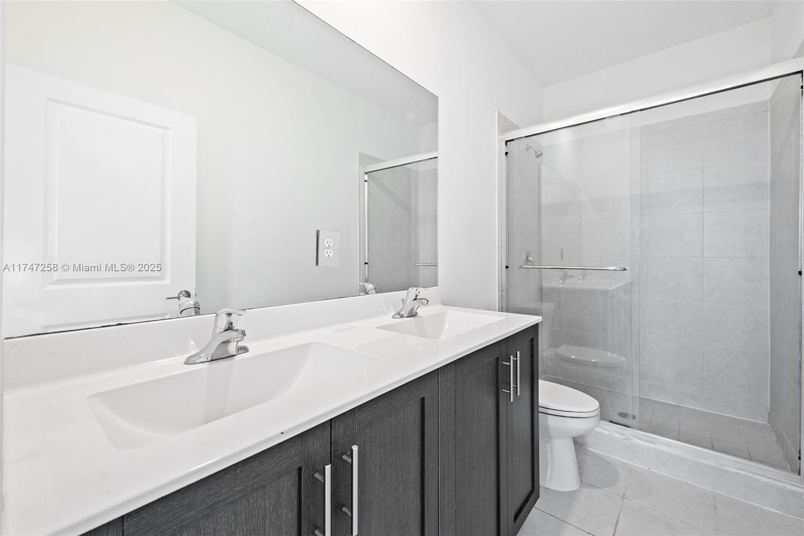 ENCLAVE SOUTH PHASE 2 - Residential