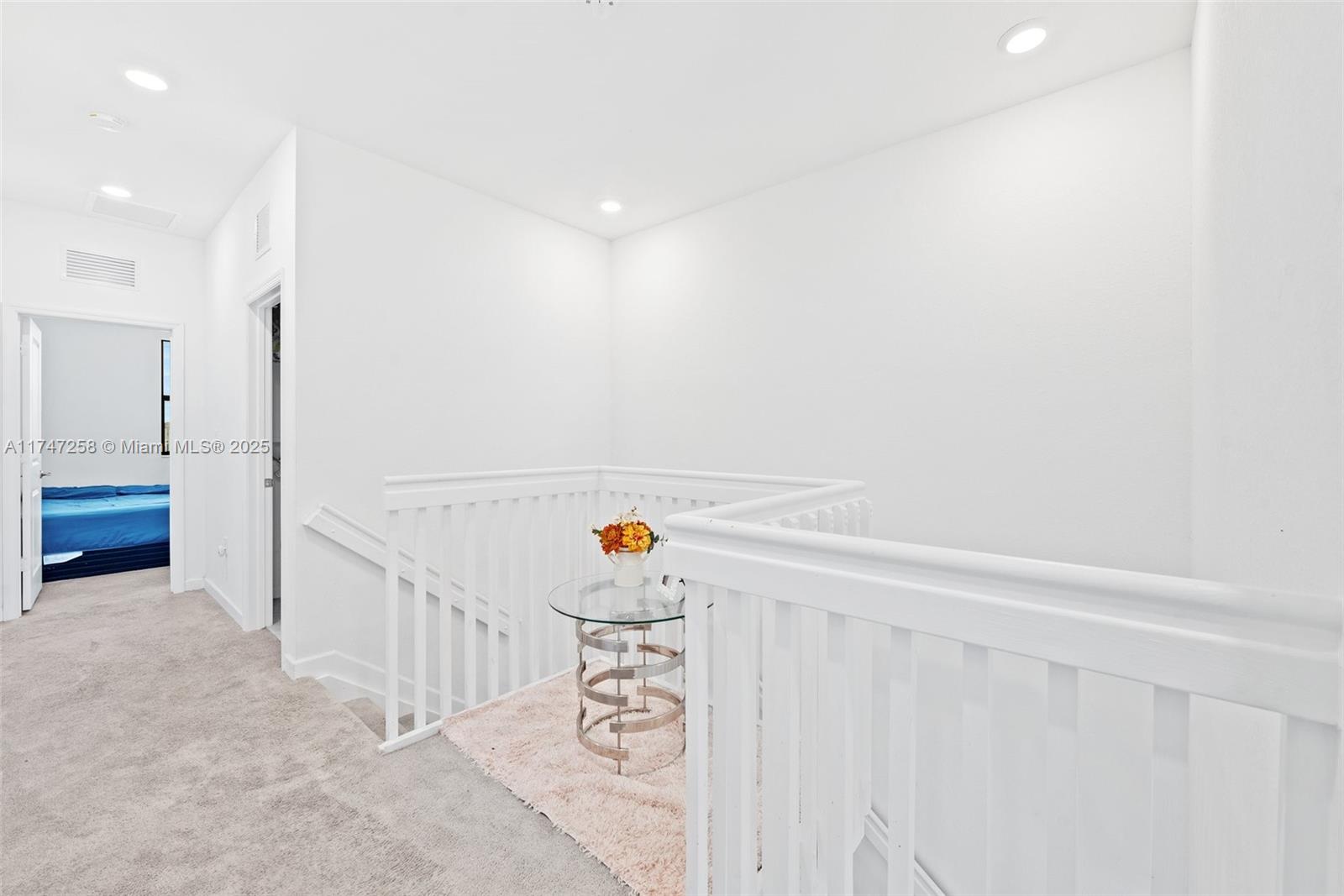 ENCLAVE SOUTH PHASE 2 - Residential