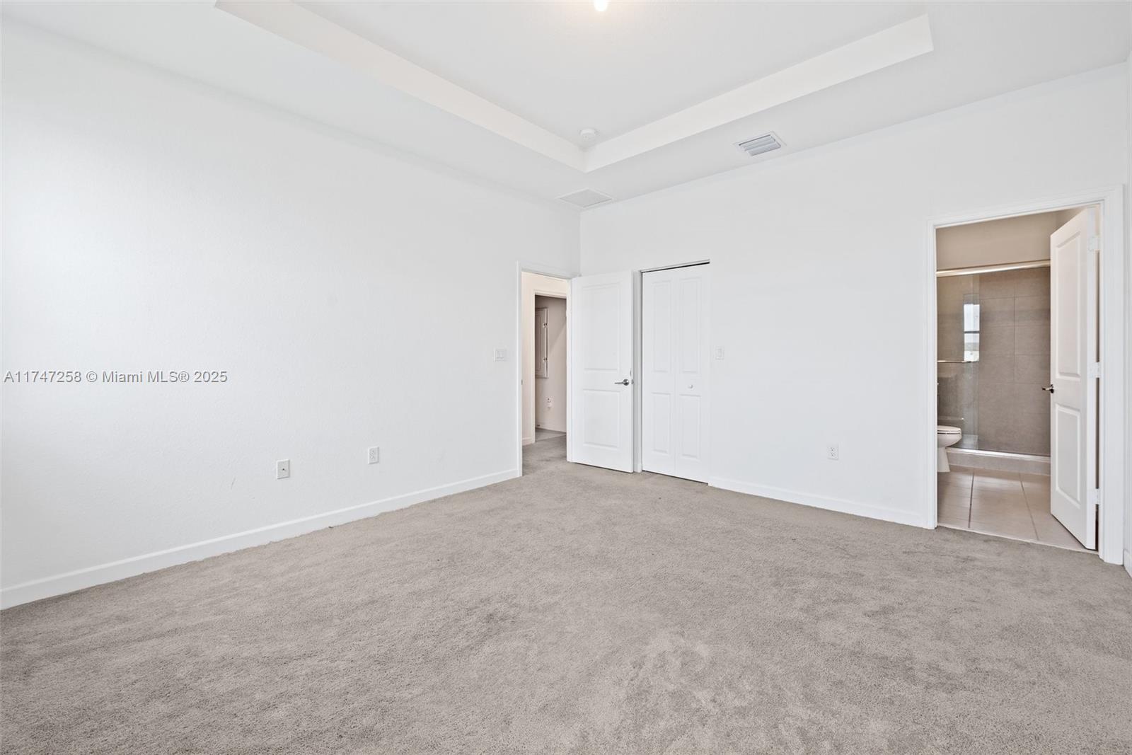 ENCLAVE SOUTH PHASE 2 - Residential