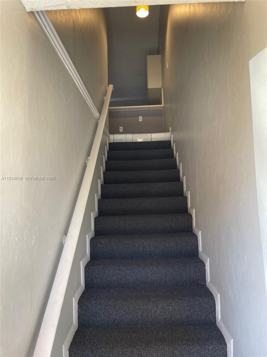 7762 W 34th Ln 18-202