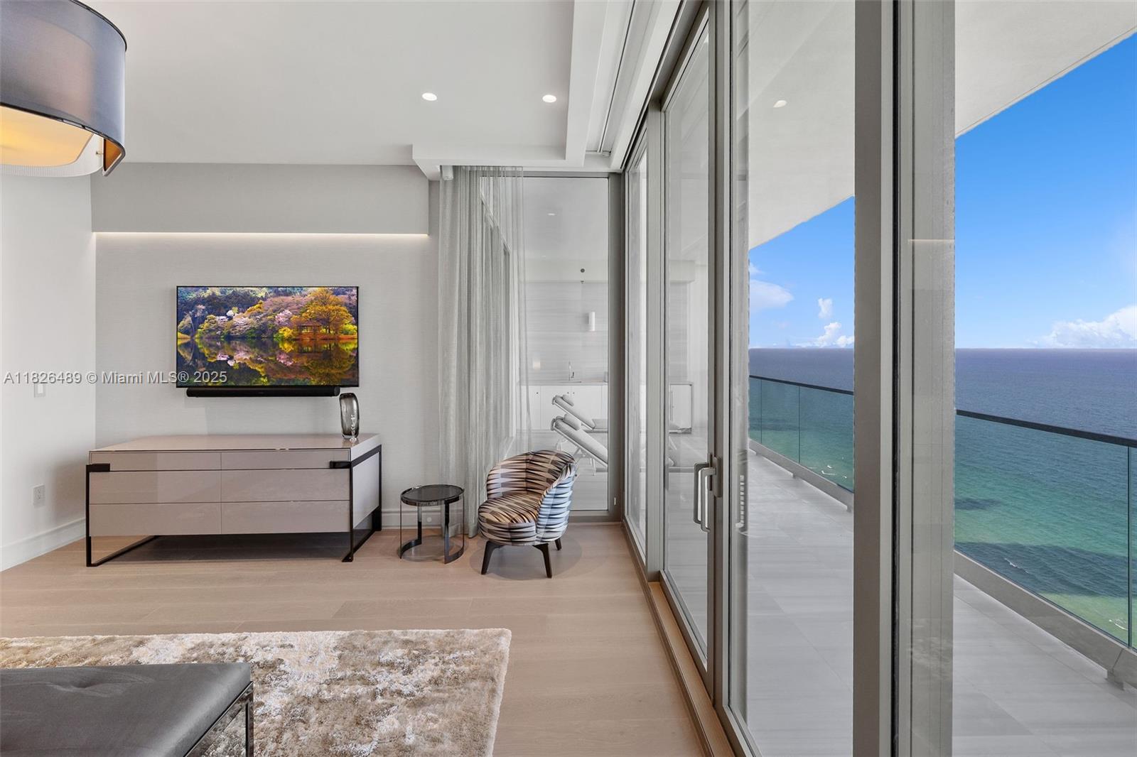 NORTH BISCAYNE BEACH AMEN - Residential