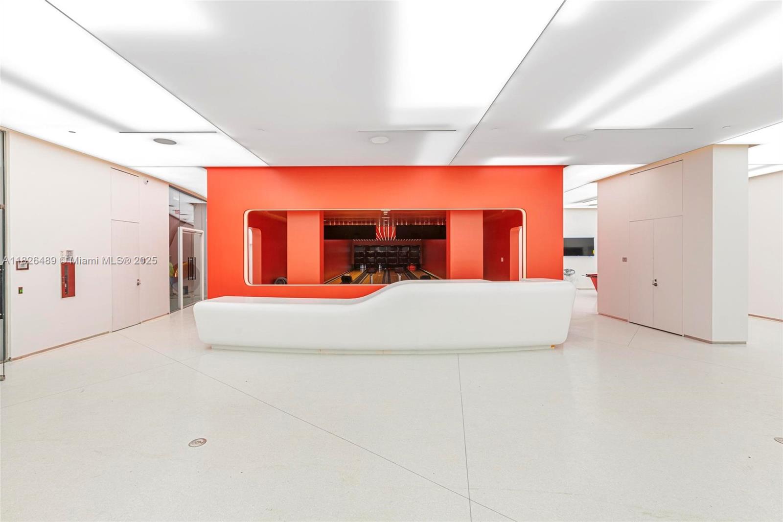 NORTH BISCAYNE BEACH AMEN - Residential