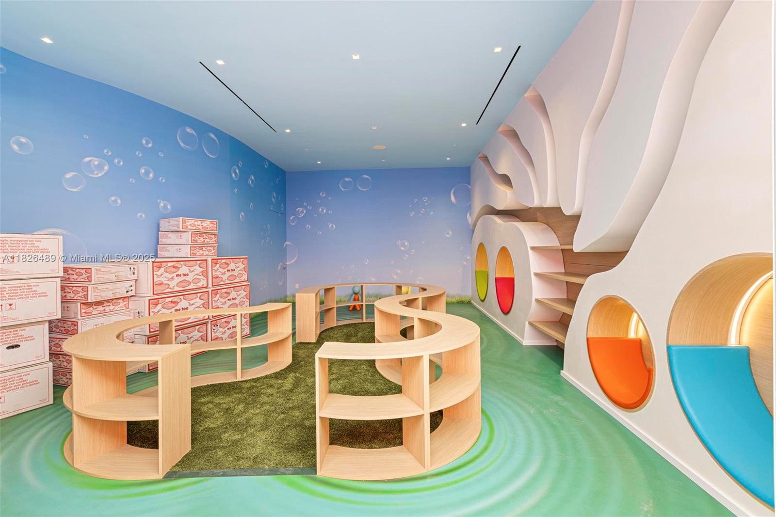 NORTH BISCAYNE BEACH AMEN - Residential