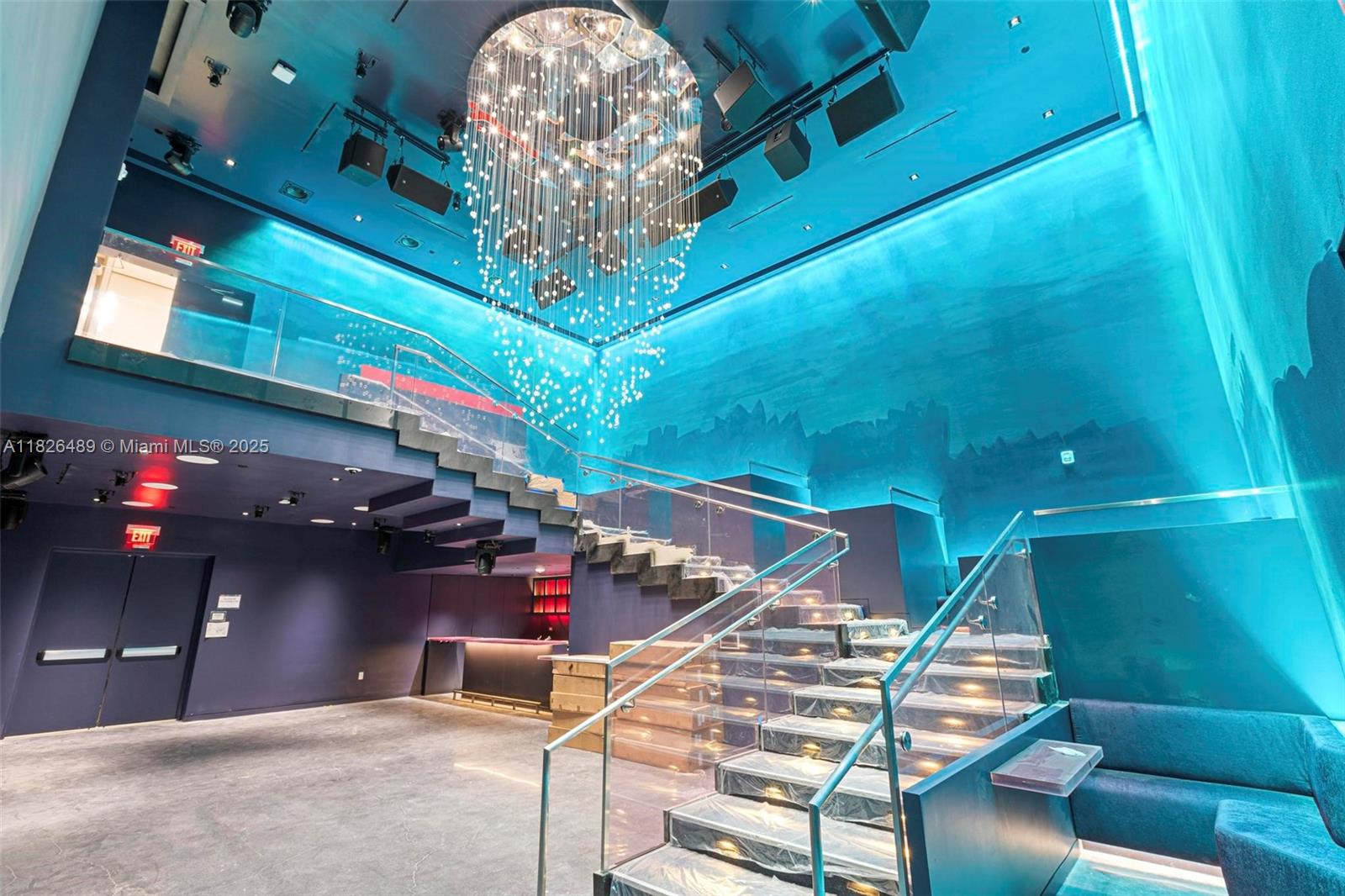 NORTH BISCAYNE BEACH AMEN - Residential