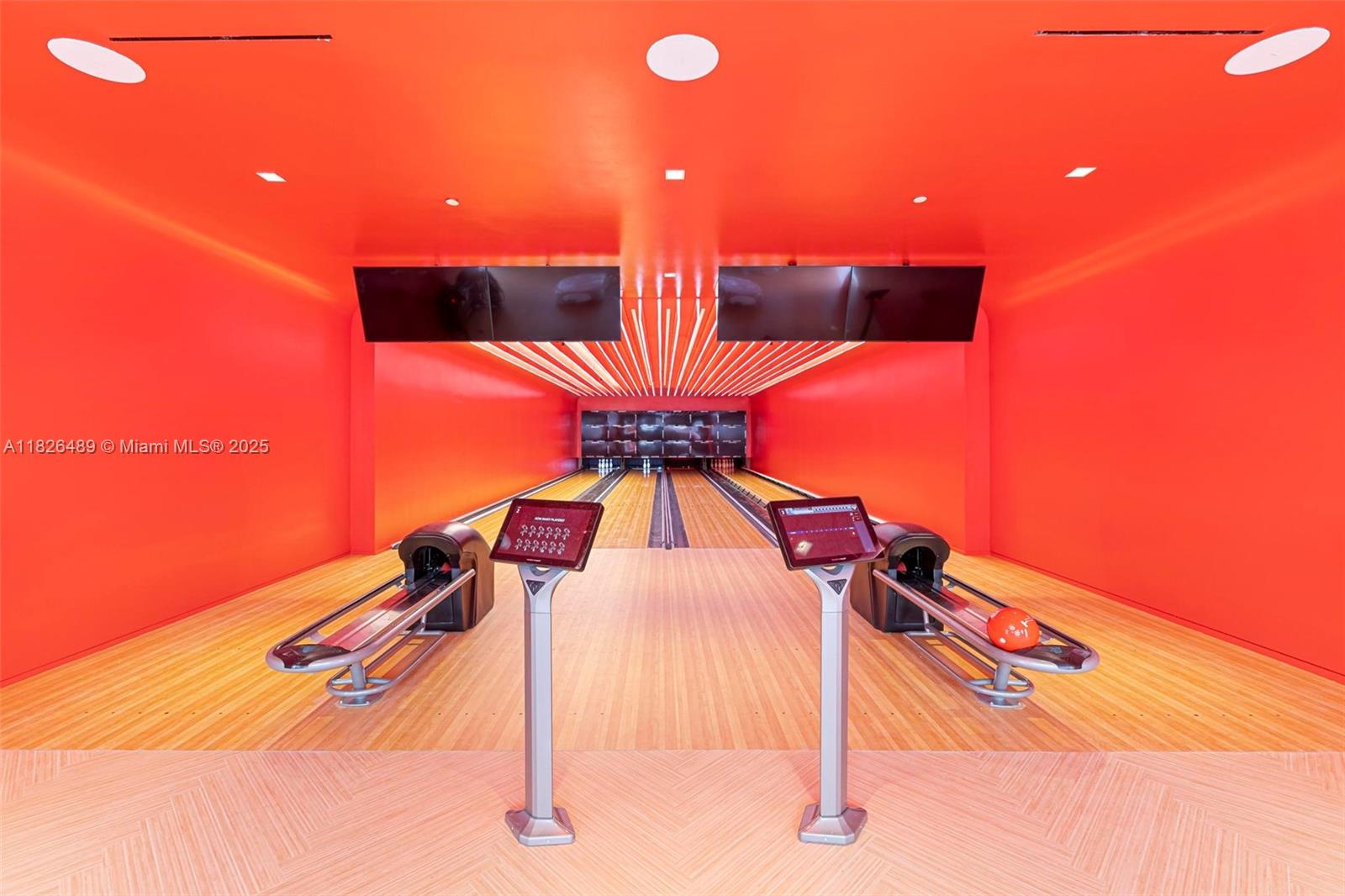 NORTH BISCAYNE BEACH AMEN - Residential