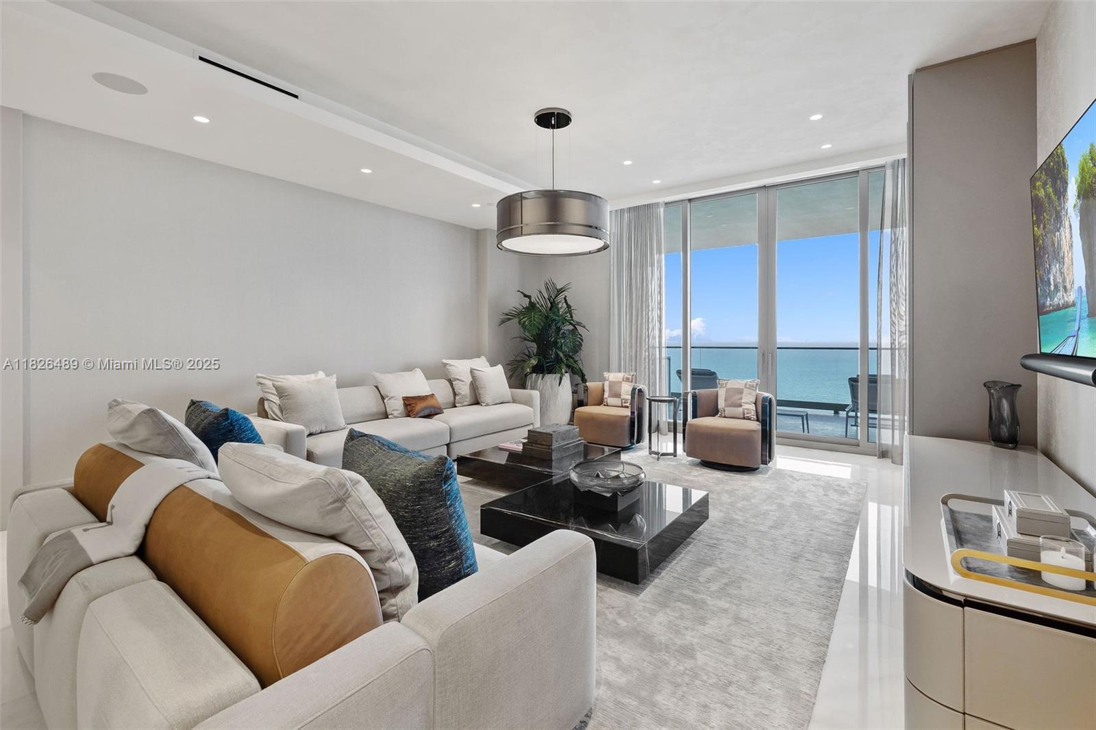 NORTH BISCAYNE BEACH AMEN - Residential