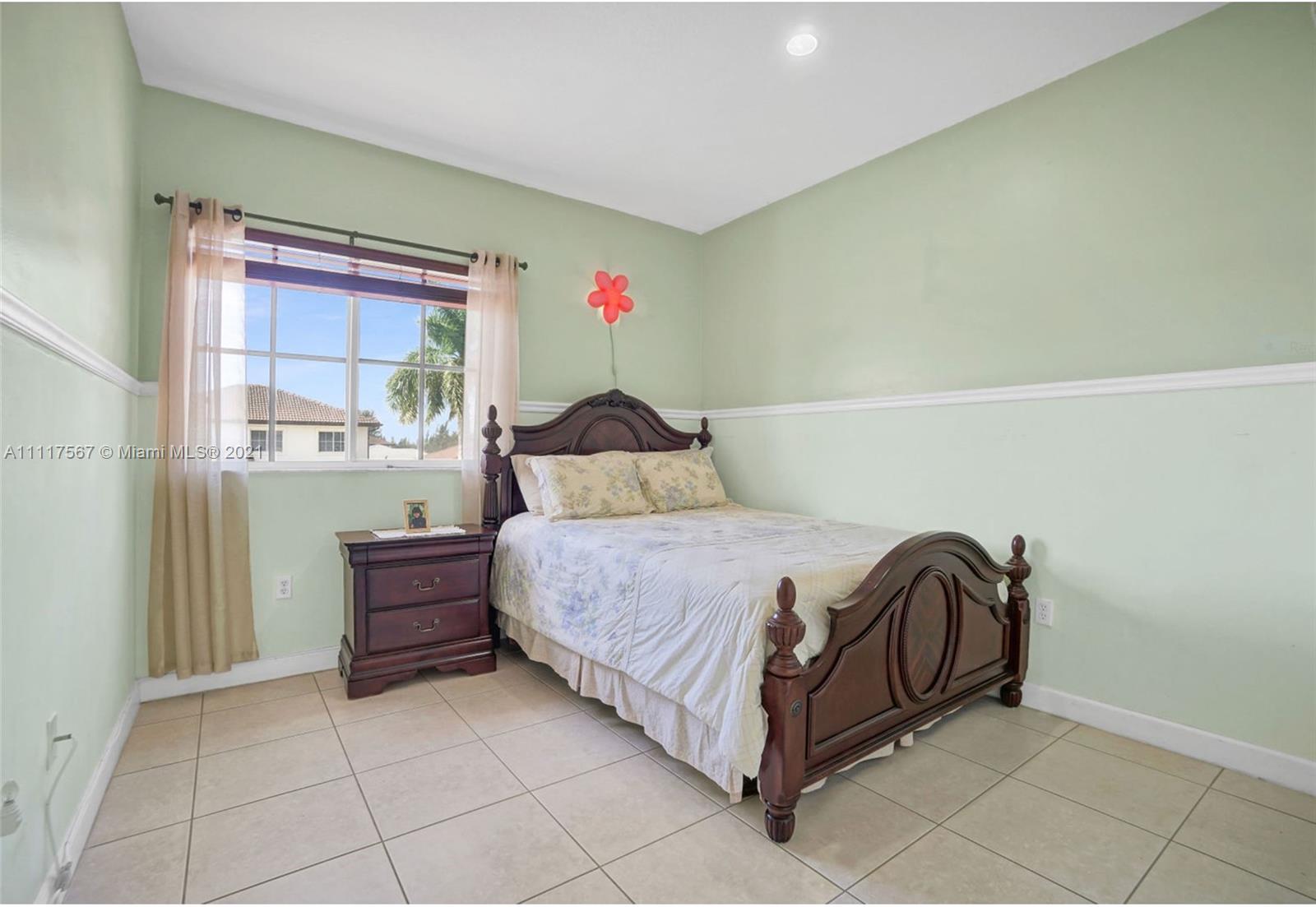 EFM ESTATES SECTIONS TWO - Residential