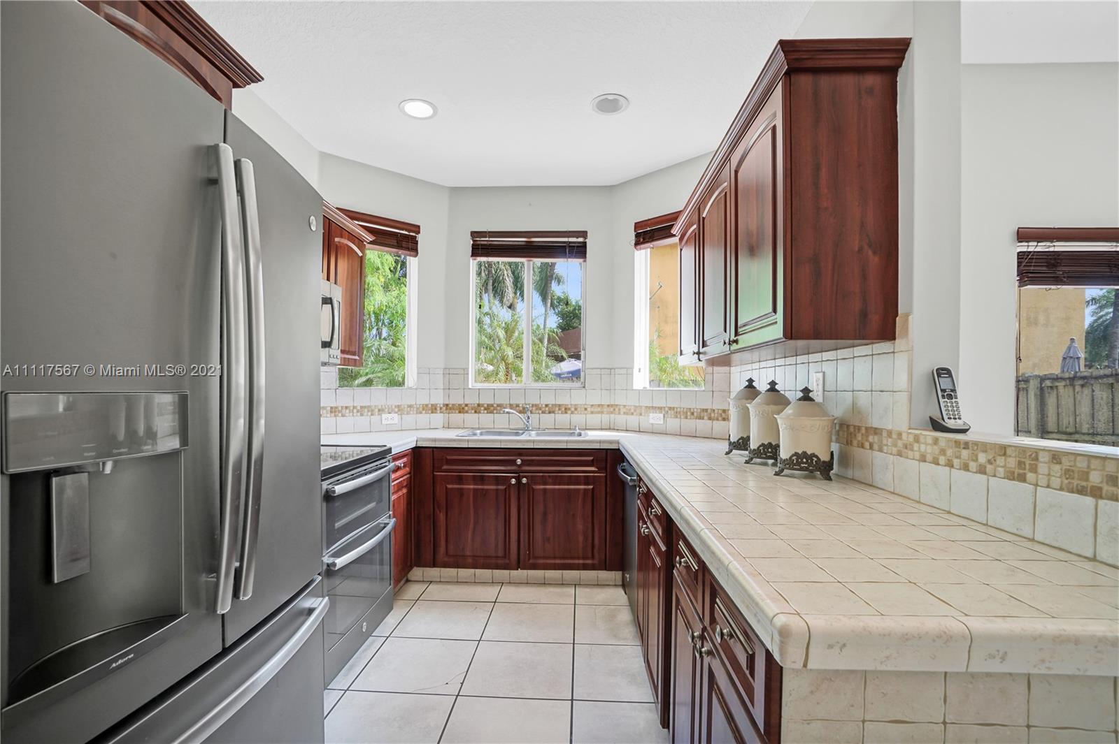 EFM ESTATES SECTIONS TWO - Residential