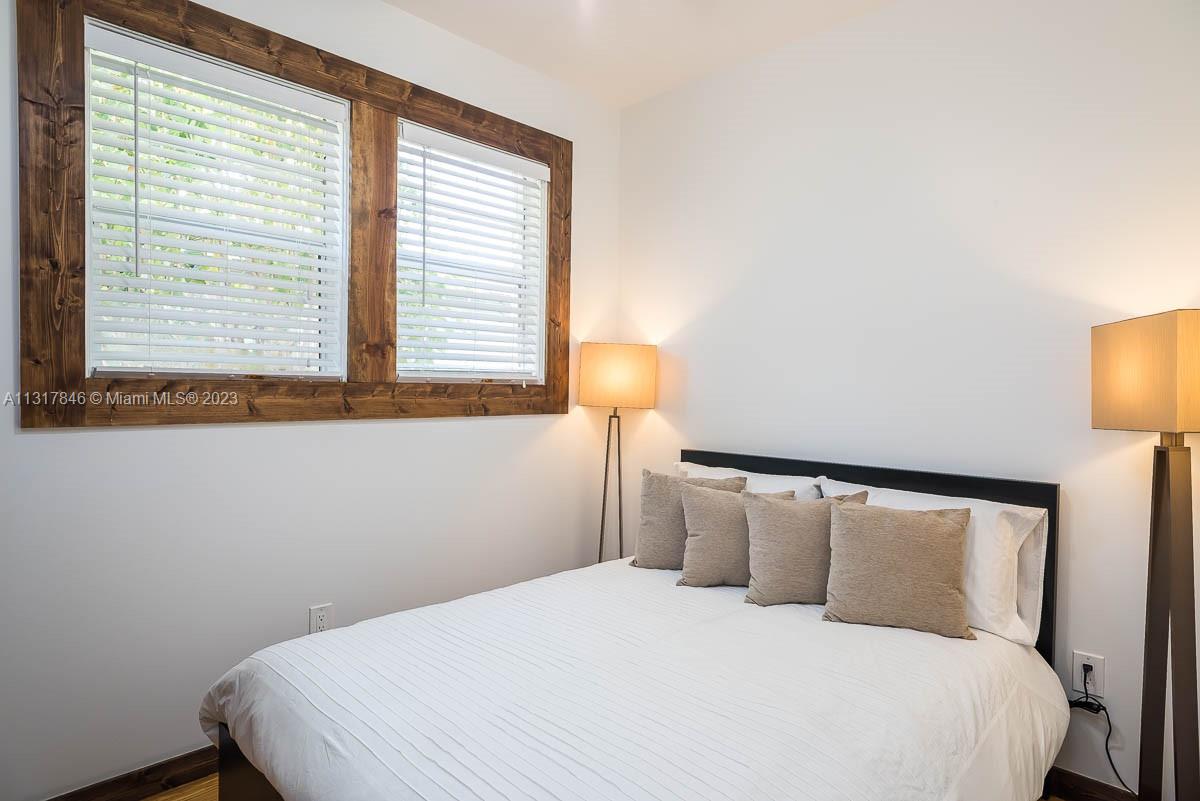 SURPRISE LAKE - Residential Income