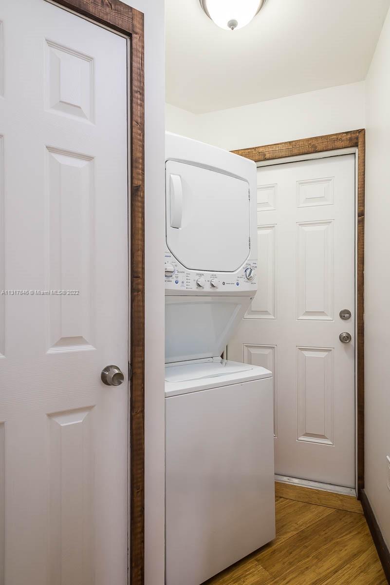 SURPRISE LAKE - Residential Income