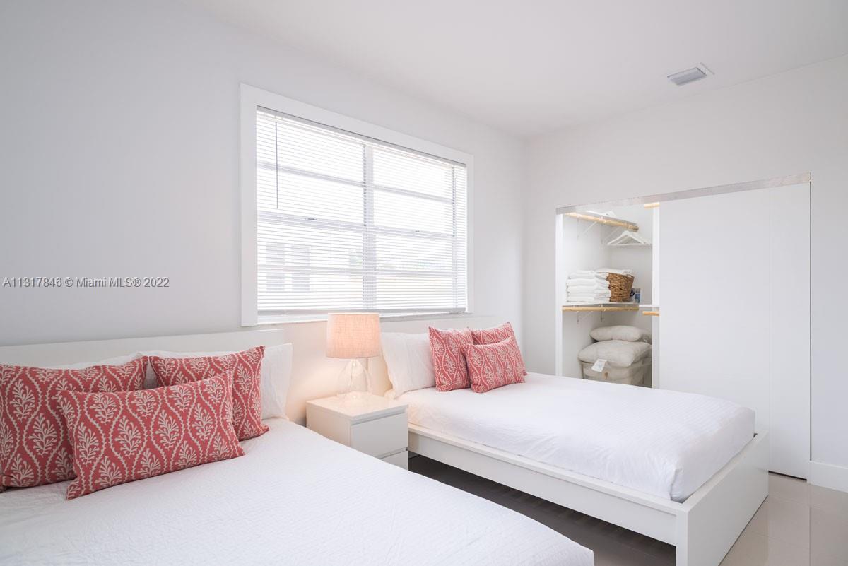 SURPRISE LAKE - Residential Income