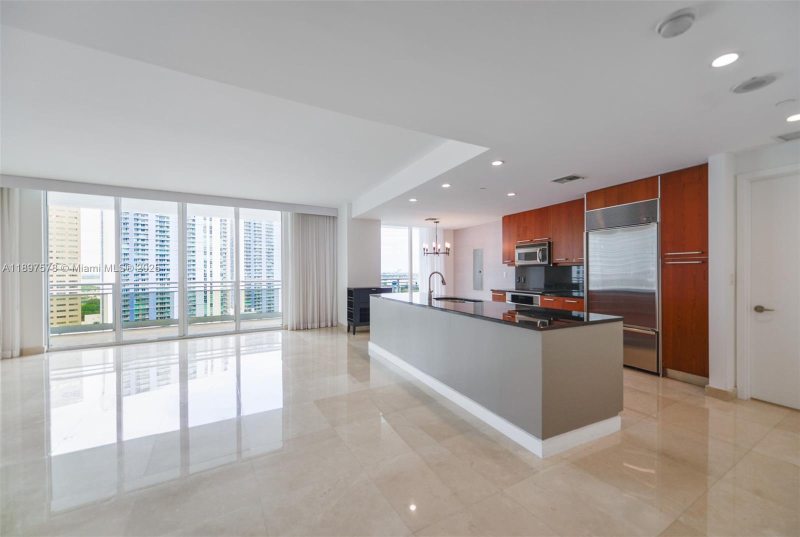 901 Brickell Key Blvd 2207