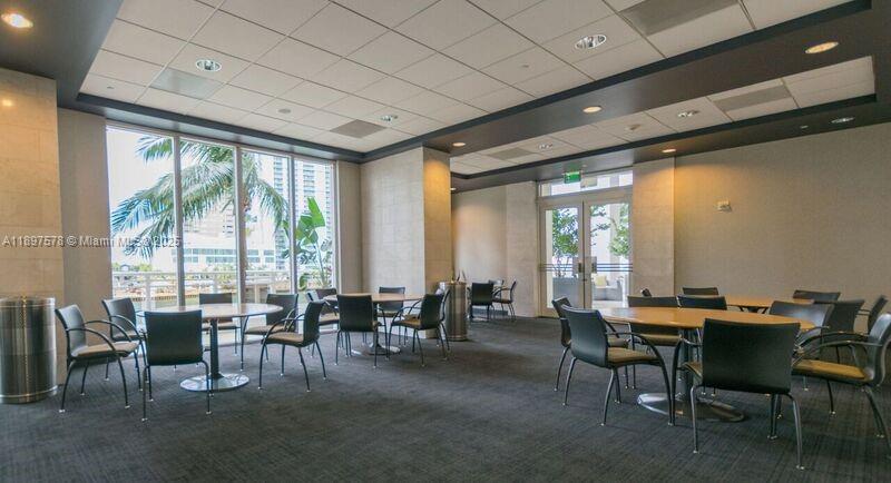 CARBONELL CONDO - Residential Lease