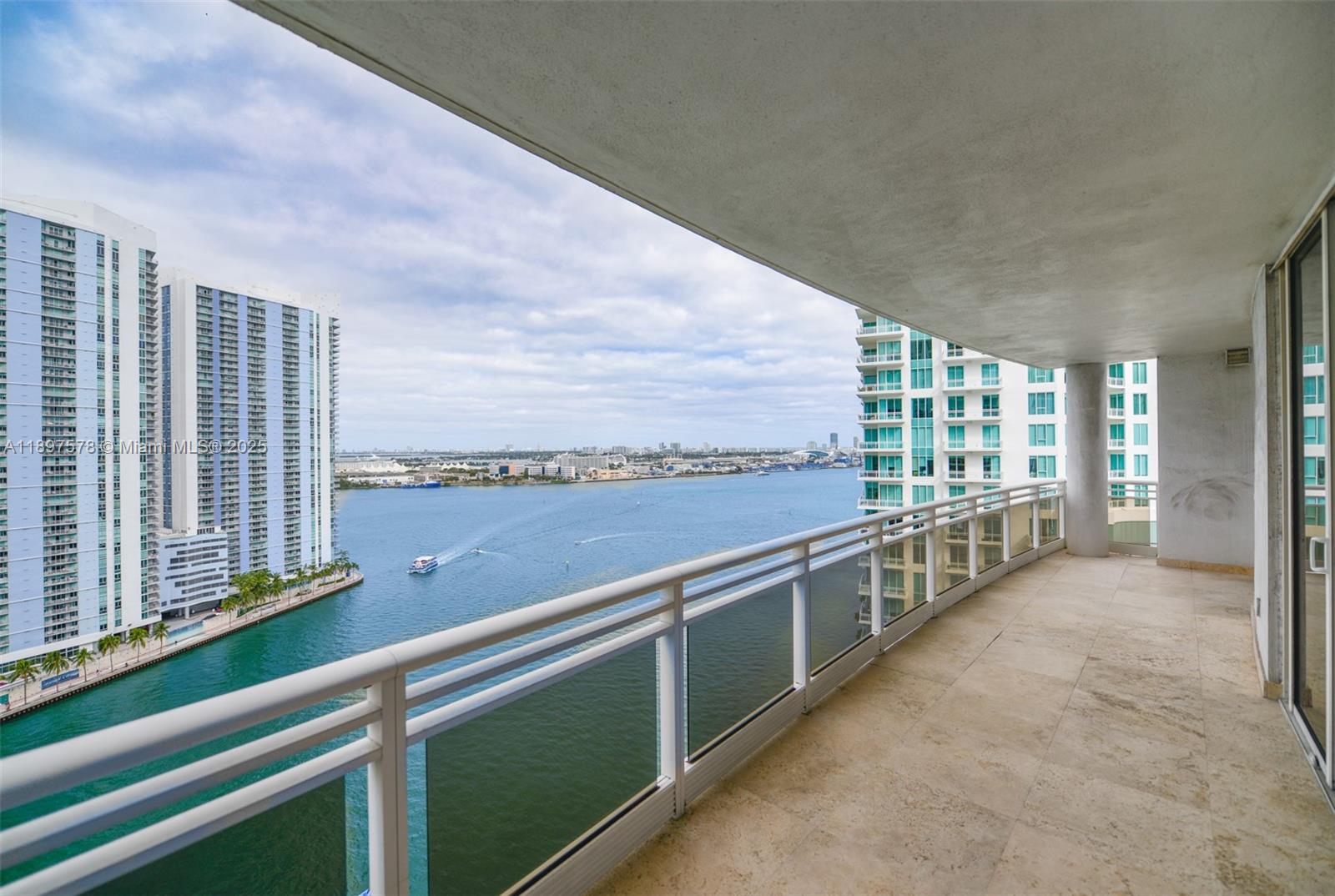 901 Brickell Key Blvd 2207