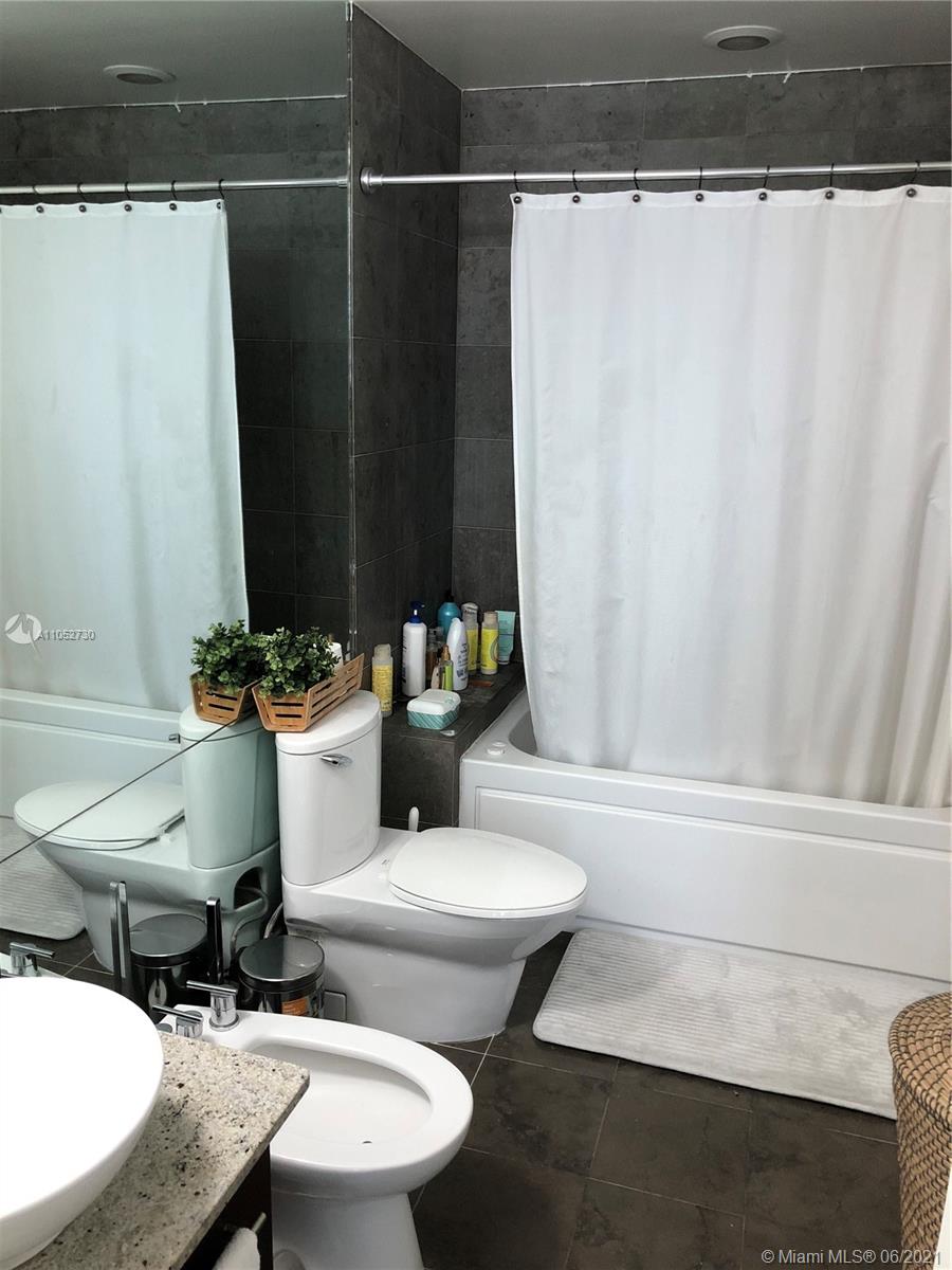 Uptown Marina Lofts - Residential