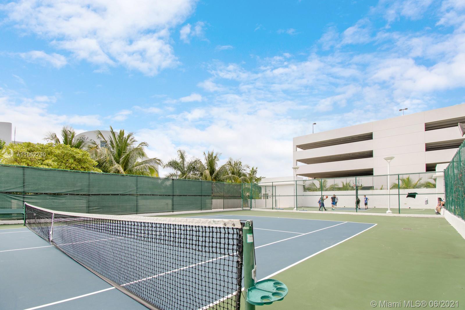 Uptown Marina Lofts - Residential