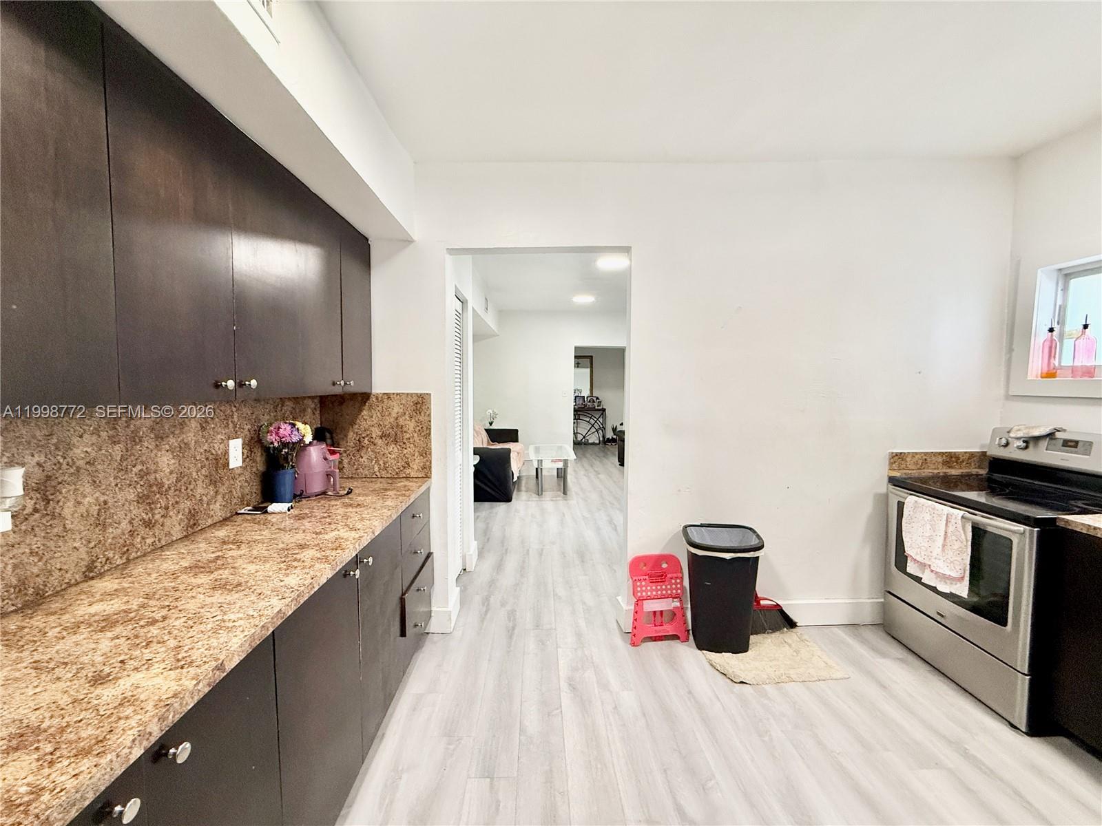 7TH AVENUE HIGHLANDS - Residential Lease