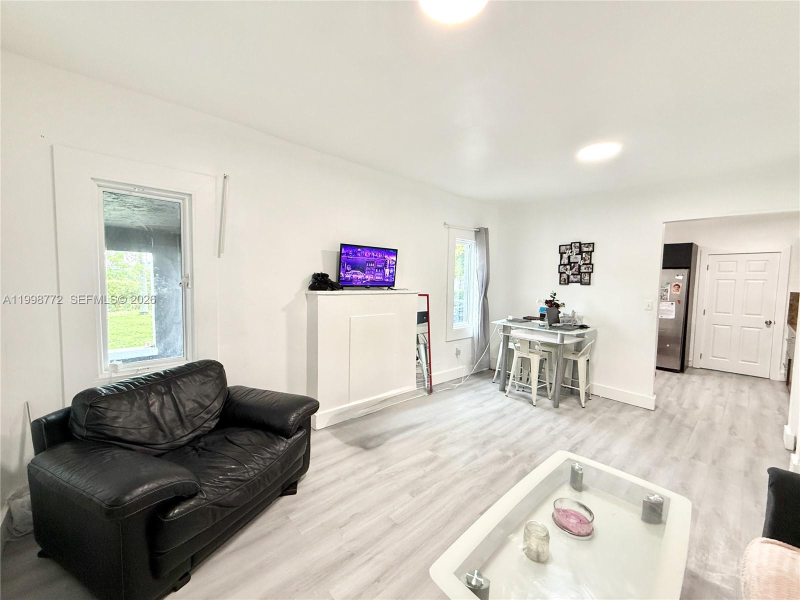 7TH AVENUE HIGHLANDS - Residential Lease