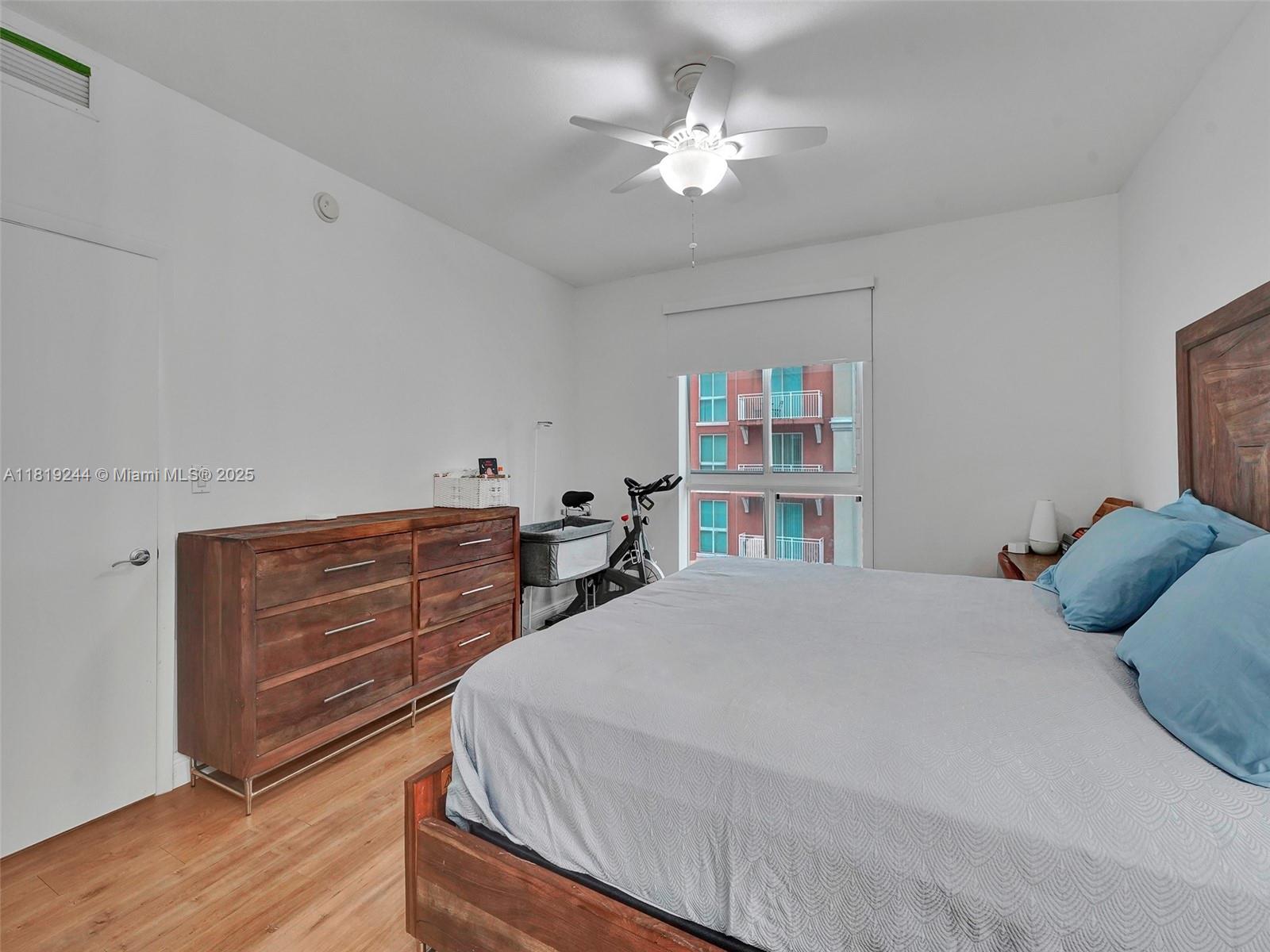 DOWNTOWN DADELAND CONDO N - Residential Lease