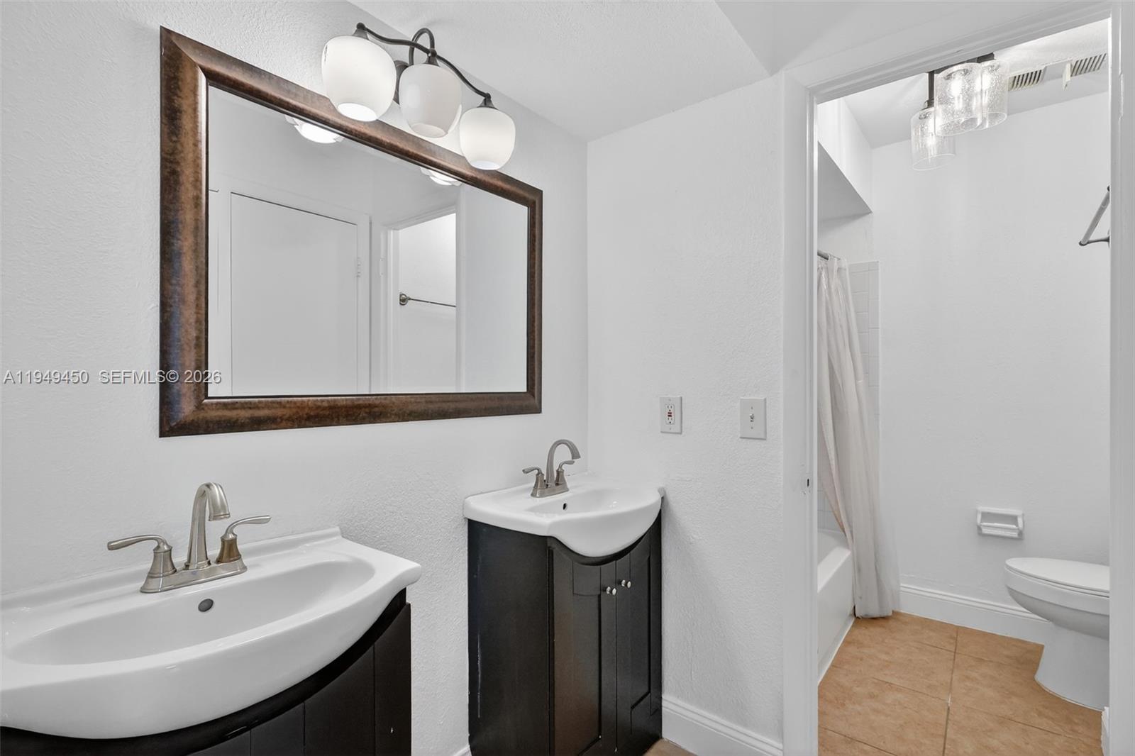 CEDAR GARDENS TOWNHOUSES - Residential