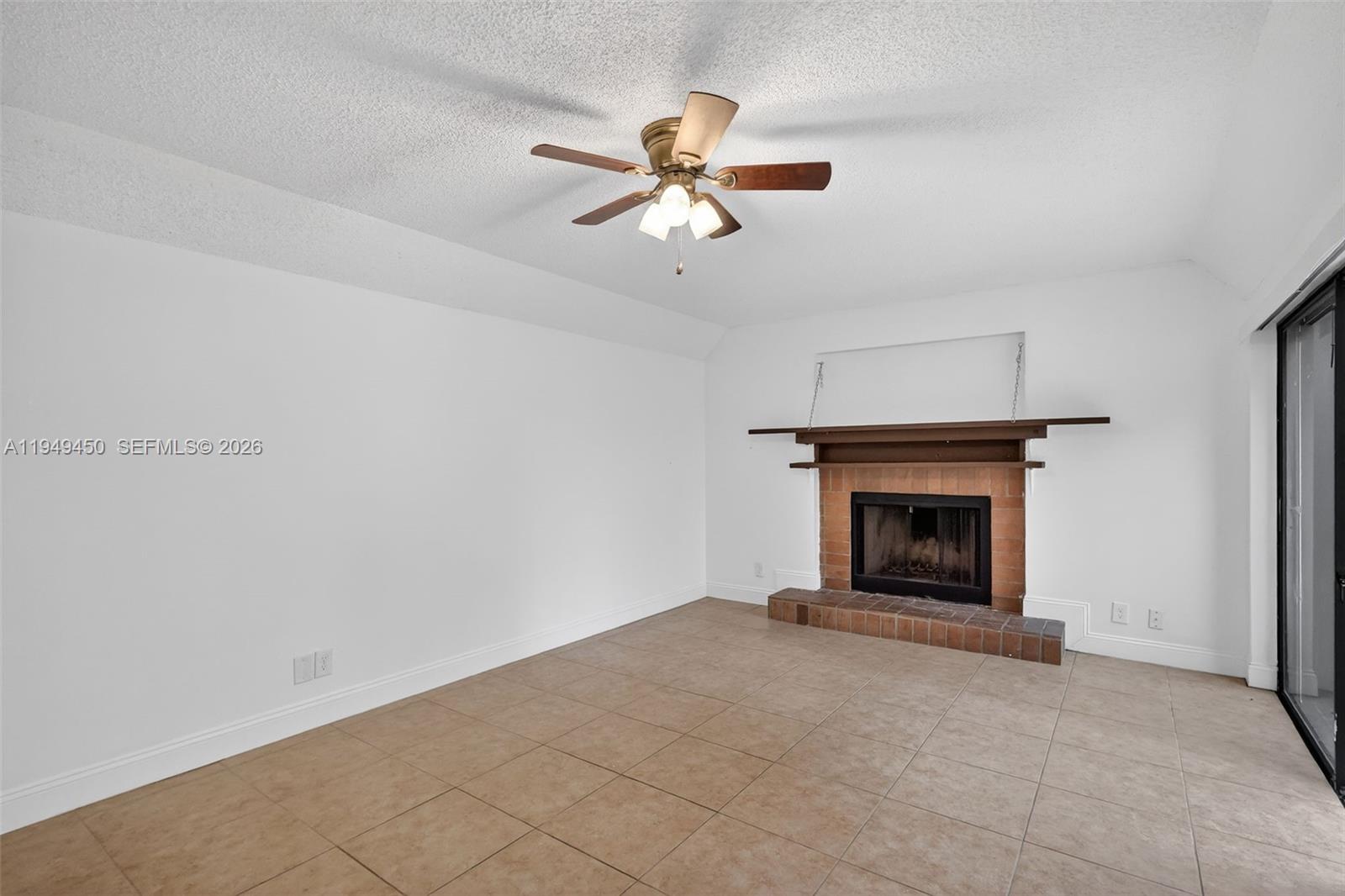 CEDAR GARDENS TOWNHOUSES - Residential