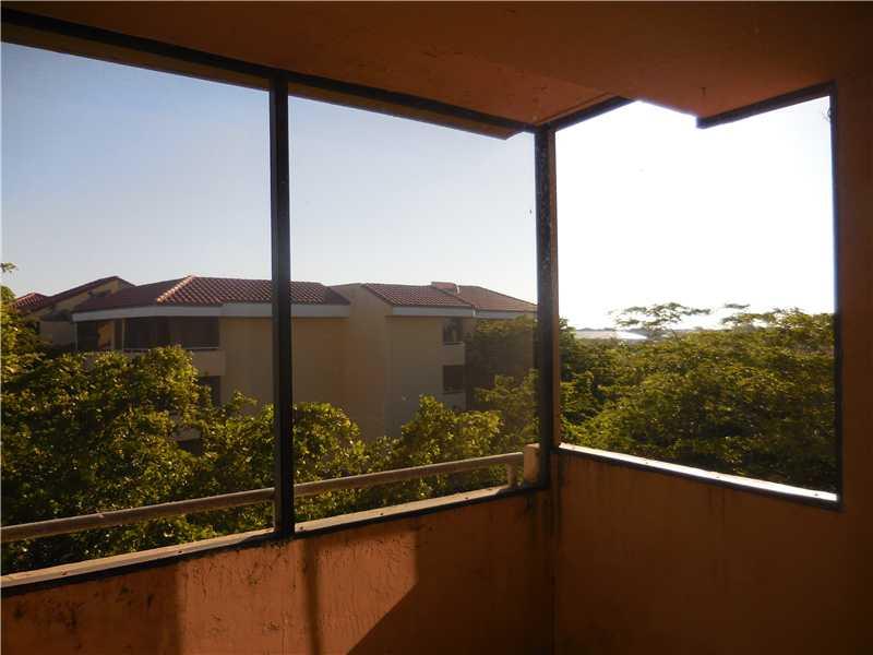 VERABELLA FALLS CONDO - Residential Lease