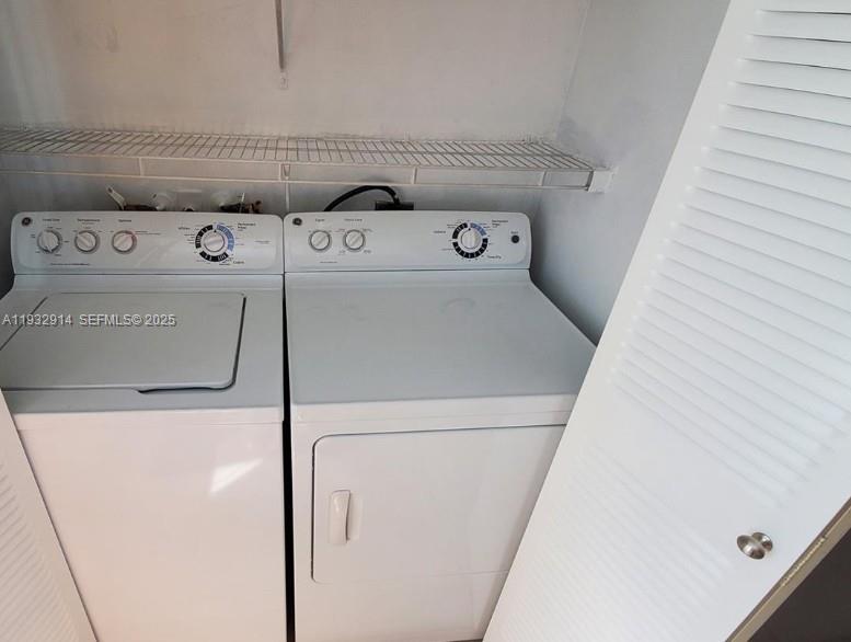 GREENWAY LAKES SEC ONE - Residential Lease