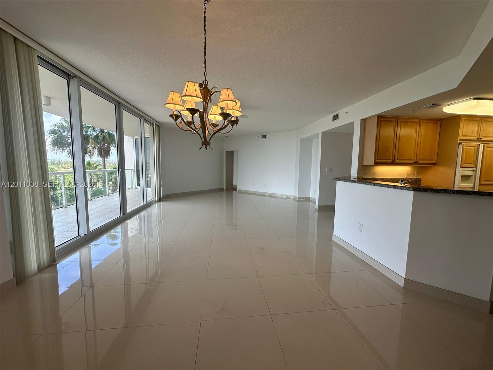 RENAISSANCE ON THE OCEAN - Residential