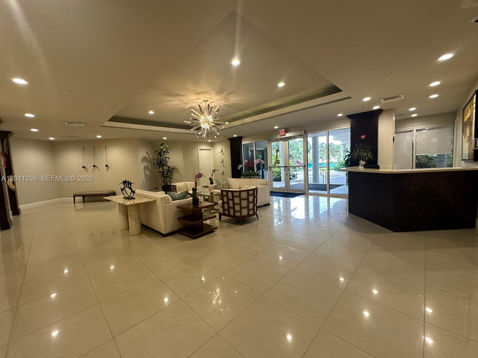 RENAISSANCE ON THE OCEAN - Residential