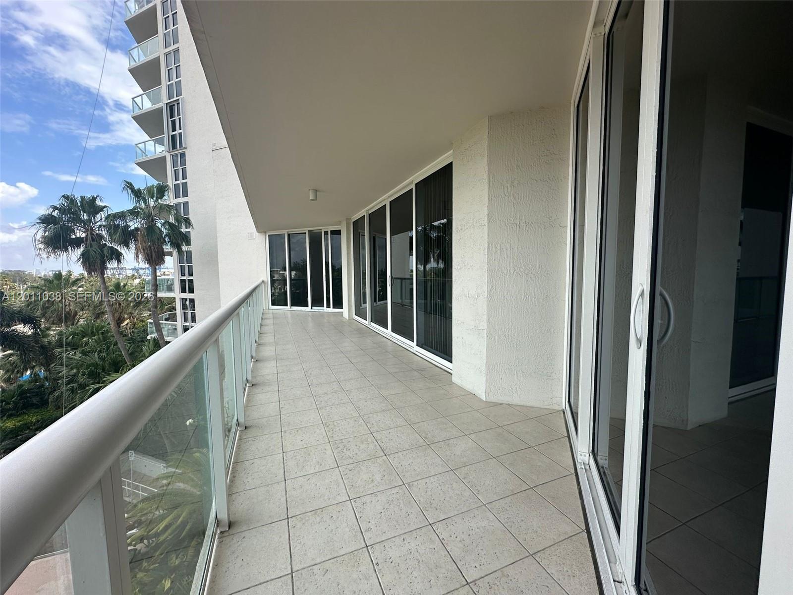 RENAISSANCE ON THE OCEAN - Residential