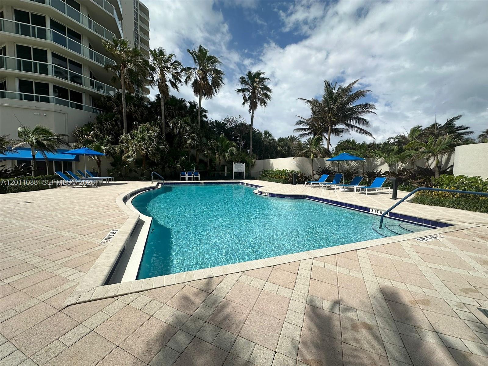 RENAISSANCE ON THE OCEAN - Residential