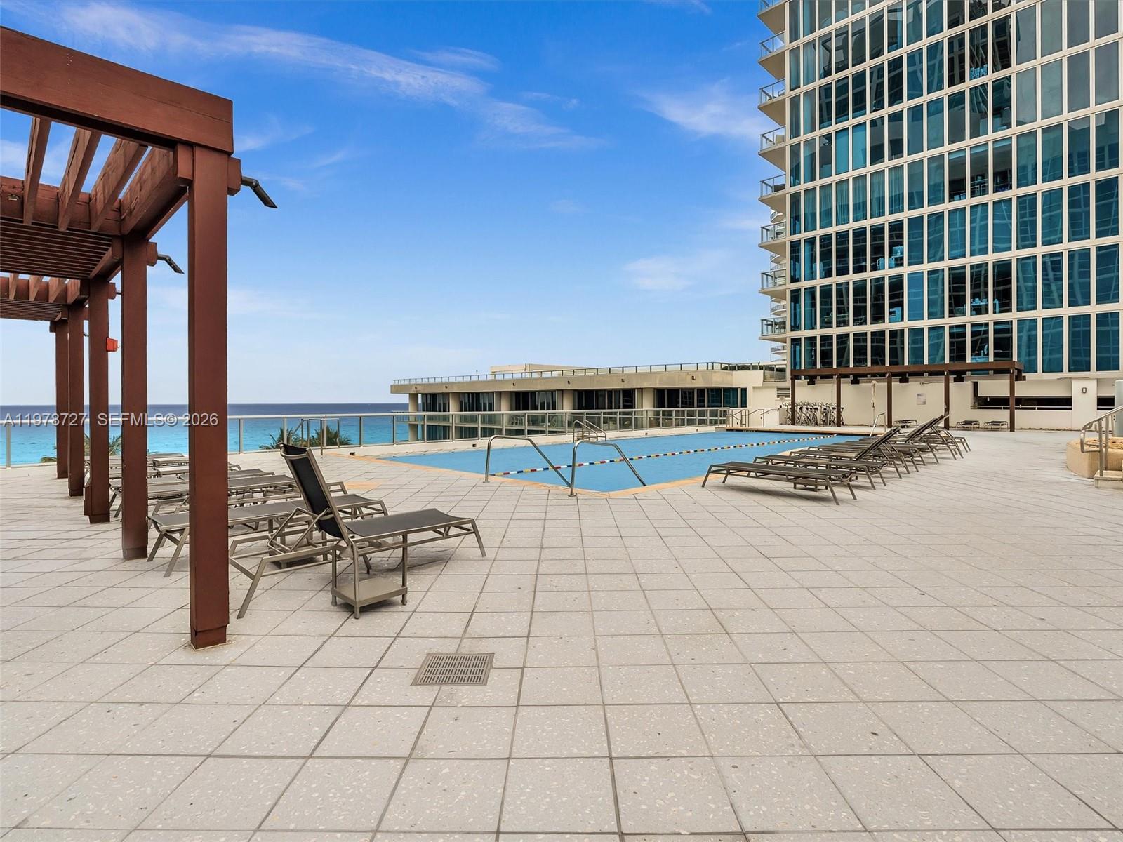 NORTH CARILLON BEACH COND - Residential