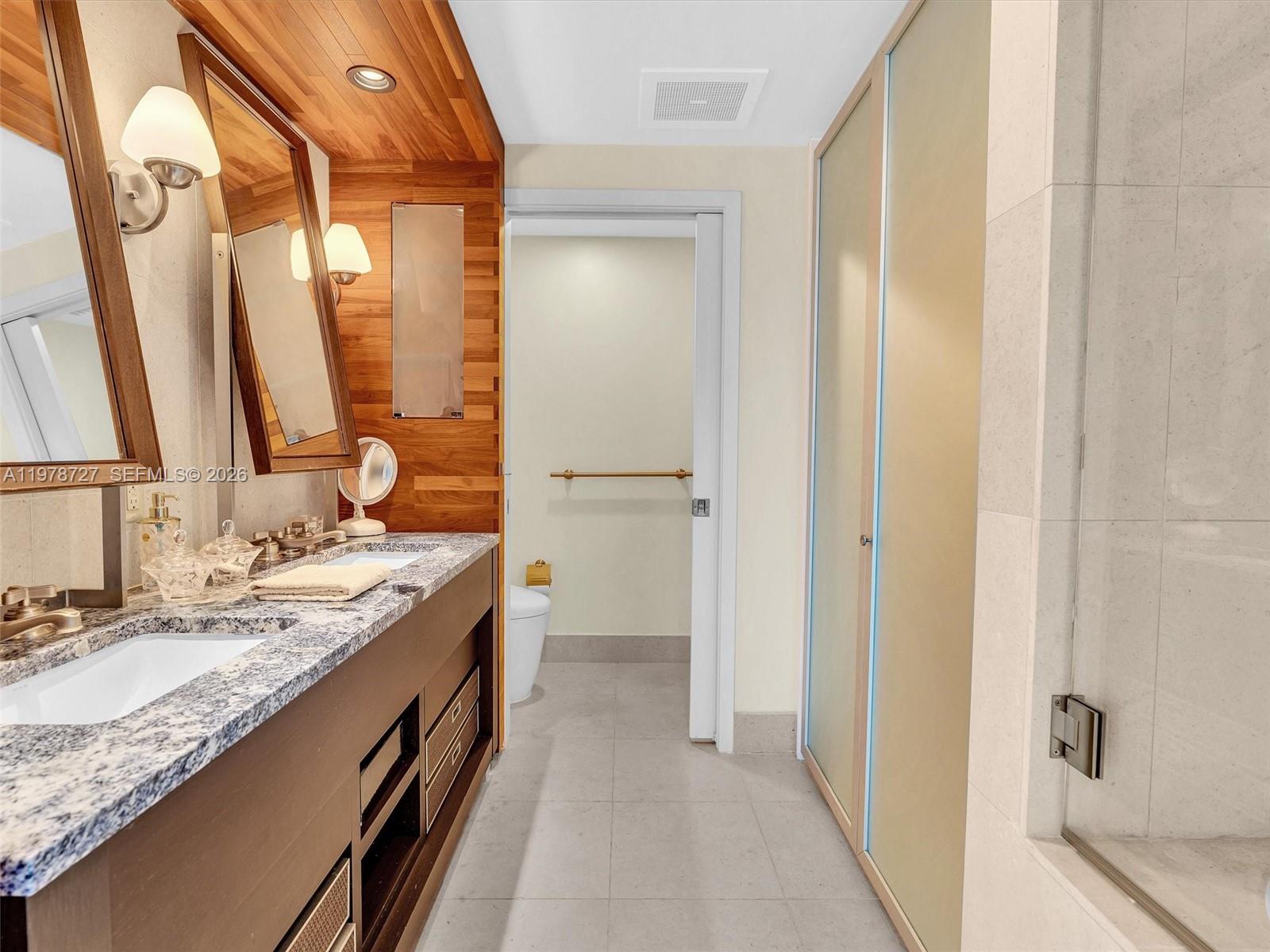 NORTH CARILLON BEACH COND - Residential