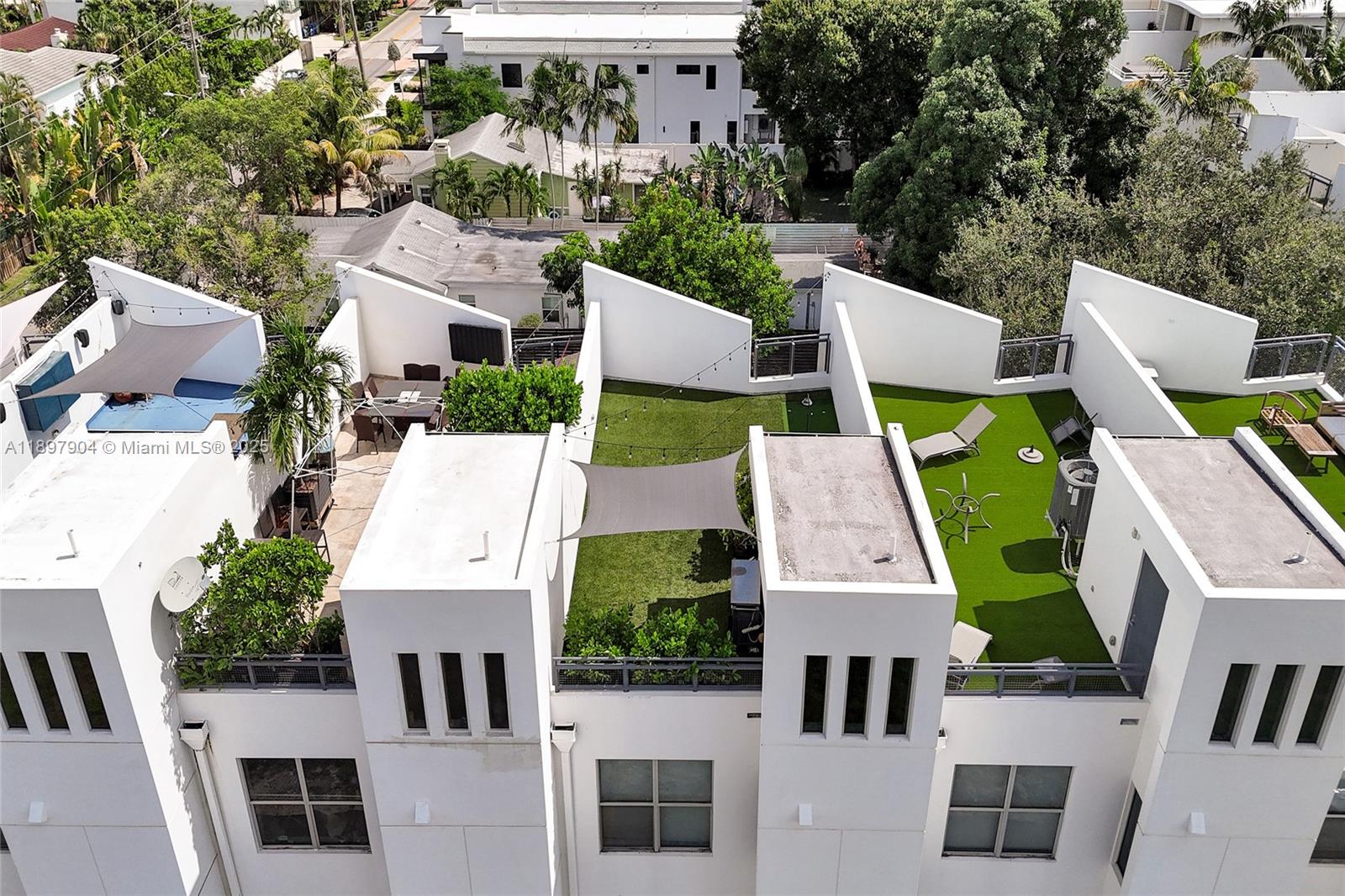 EVERGLADES LAND SALES CO - Residential