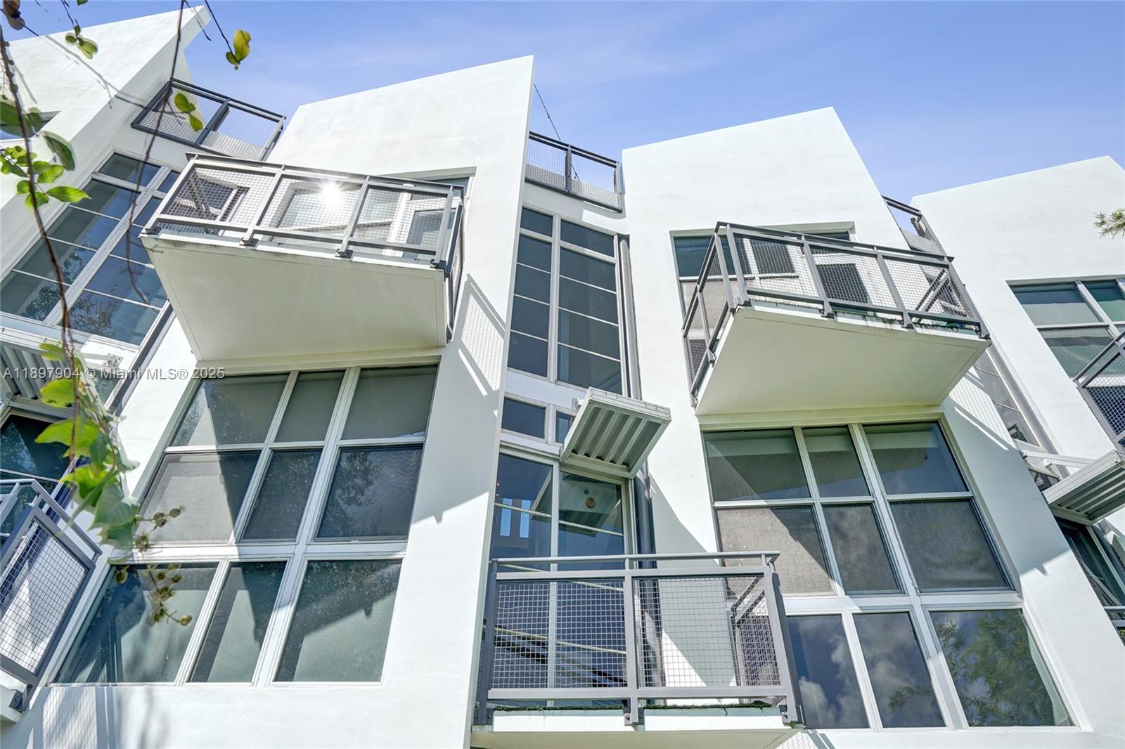 EVERGLADES LAND SALES CO - Residential