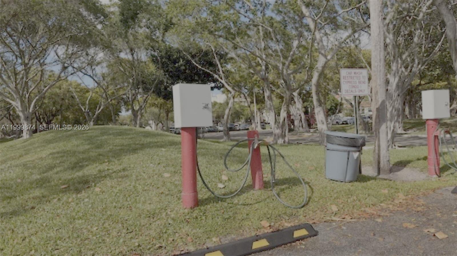 CYPRESS BEND I-A CONDO - Residential