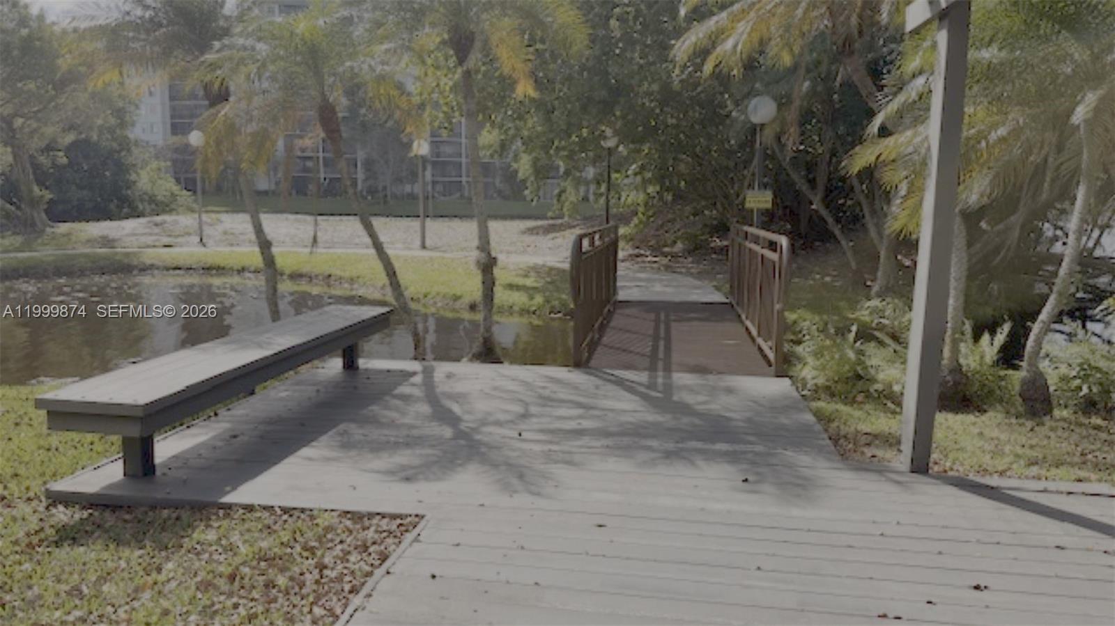 CYPRESS BEND I-A CONDO - Residential