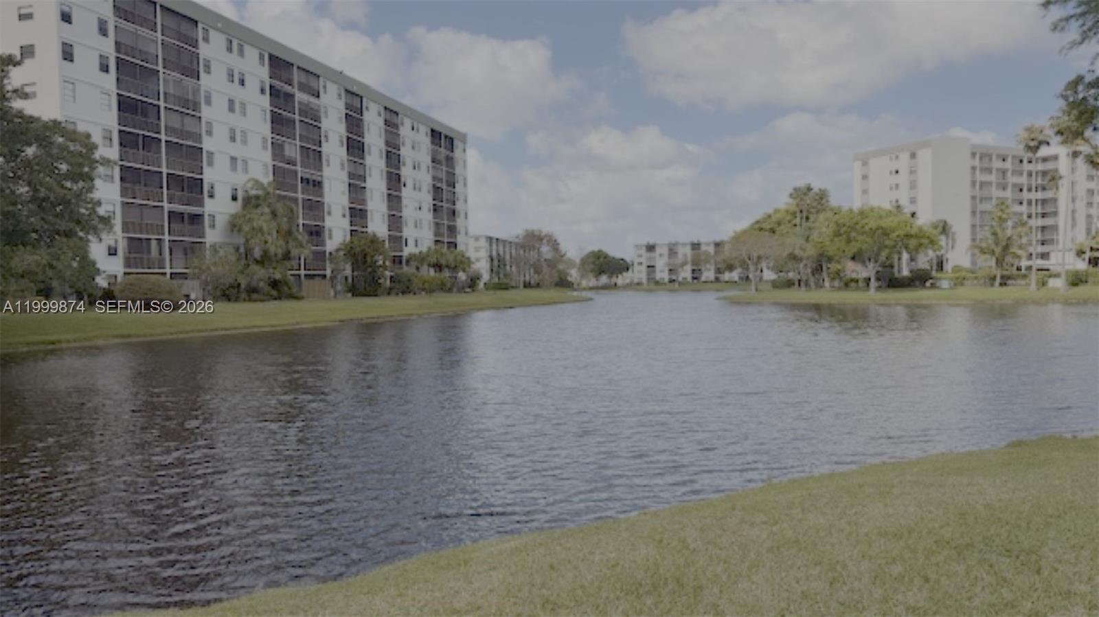 CYPRESS BEND I-A CONDO - Residential