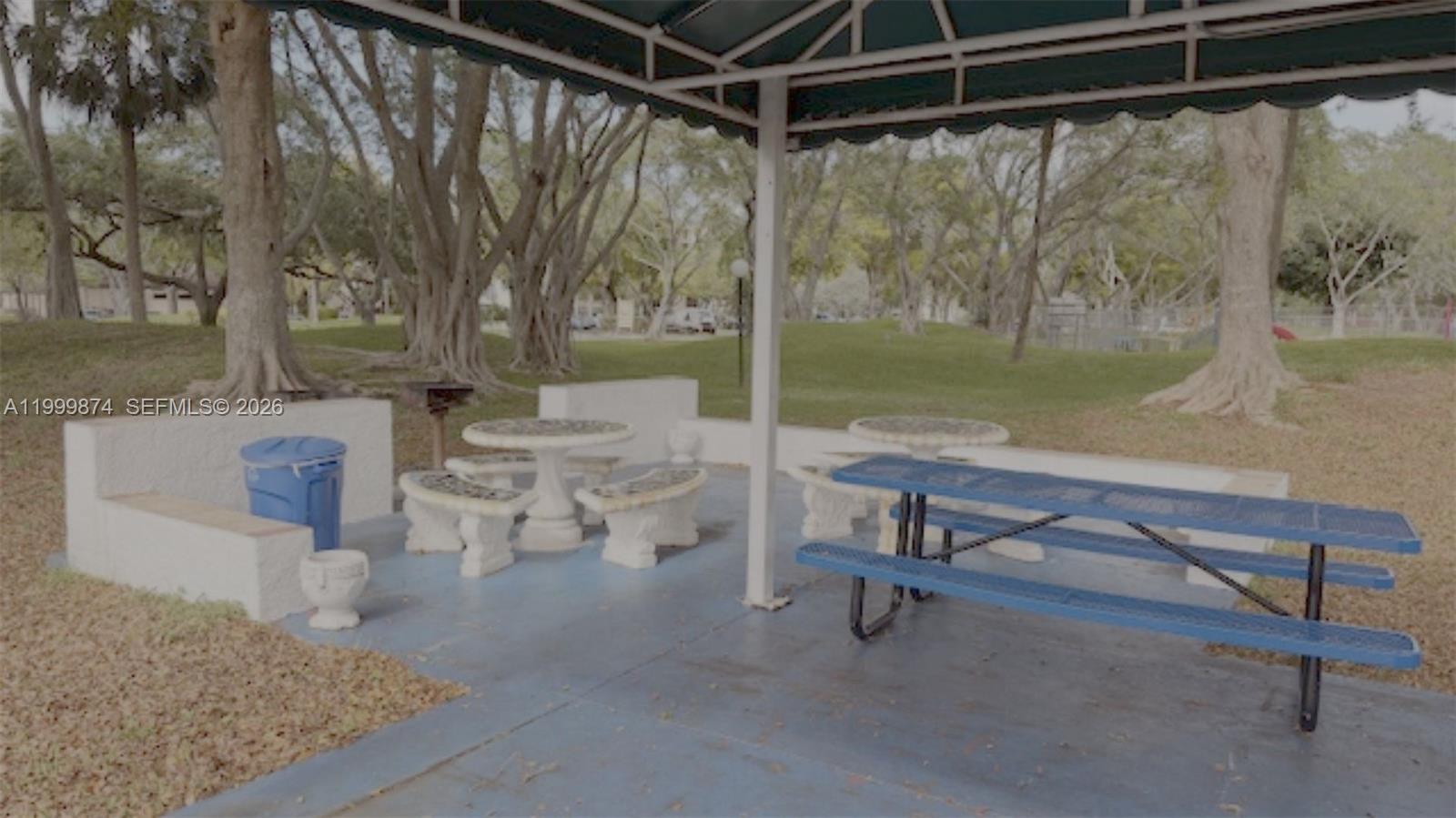 CYPRESS BEND I-A CONDO - Residential