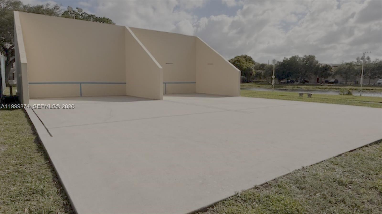 CYPRESS BEND I-A CONDO - Residential